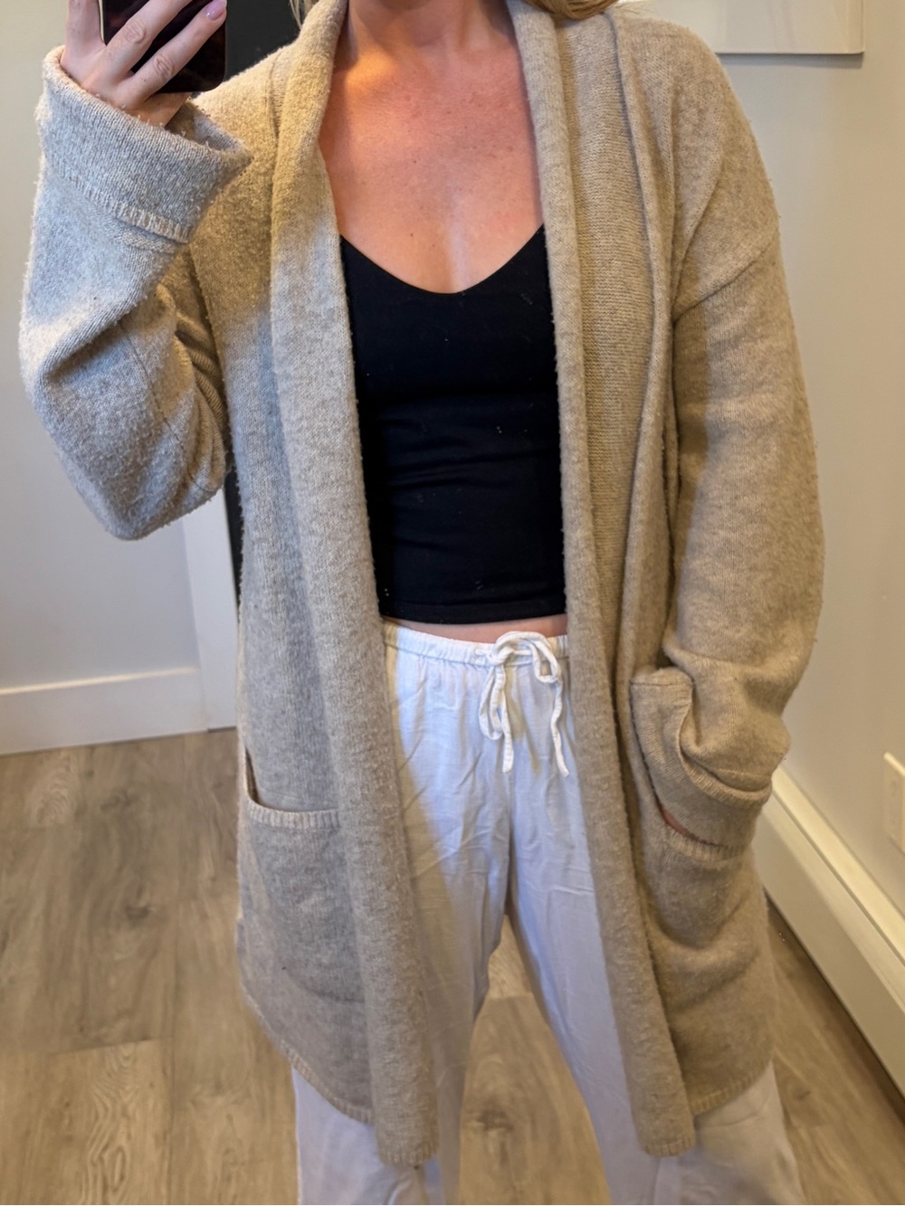 Tahari Women's Cardigan Sweater - Beige